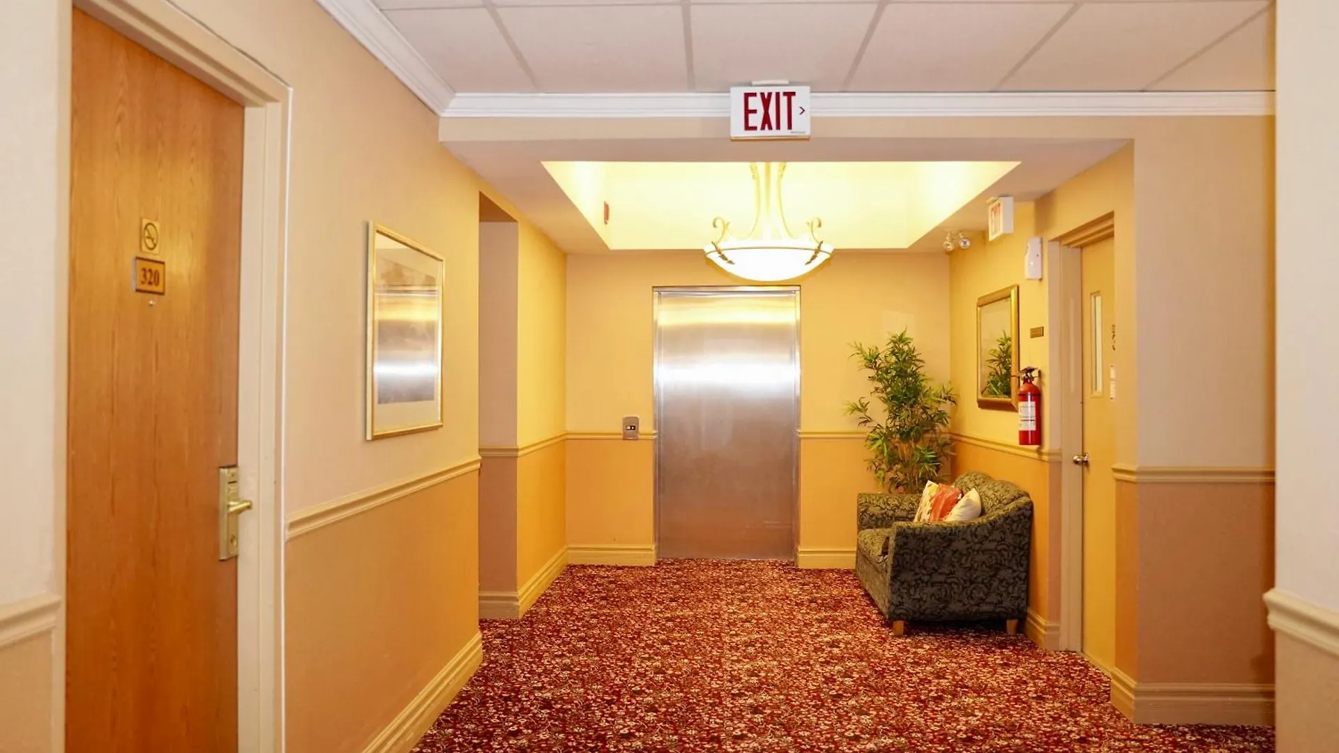 The Glengate Hotel & Suites Niagara Falls