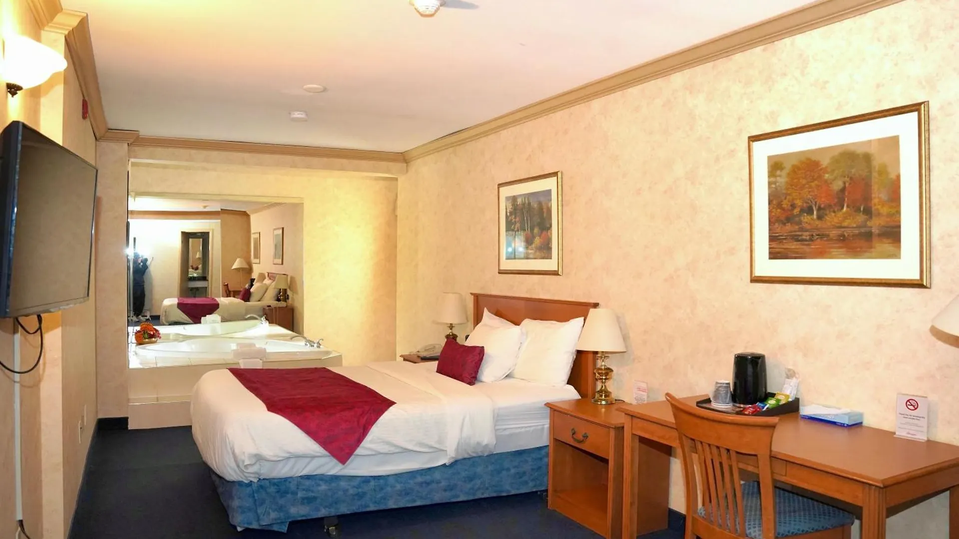 The Glengate Hotel & Suites Niagara Falls