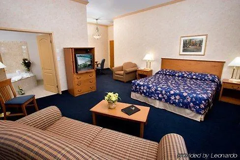 **  The Glengate Hotel & Suites Niagara Falls Canada